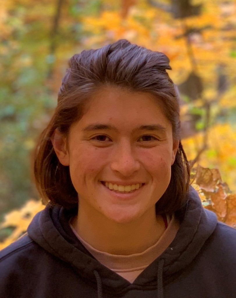 Portrait of Katherine Bearne, graduate student in Robert Boyd's Quantum Nonlinear Optics research group